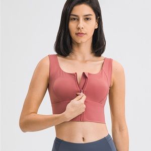Zipper Front Sport Tank Top Sport bra NWT